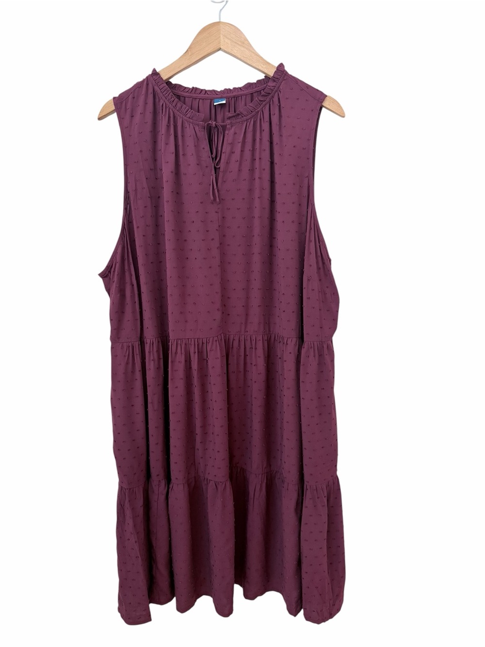 Old Navy Sleeveless Textured Tiered Mini Dress in Plum
